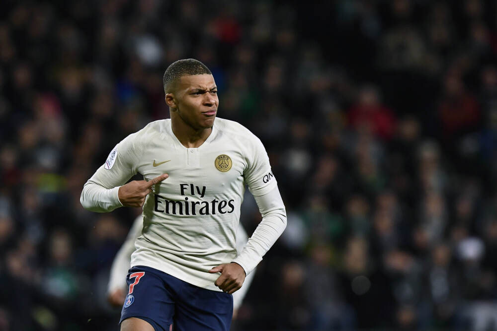 视频｜从“存亡危机”到“谋核”野心 高市早苗又要“搞什么事”？